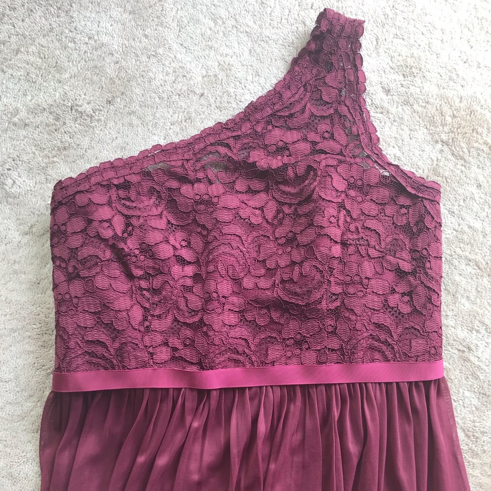 David’s Bridal One Shoulder Dress size 10